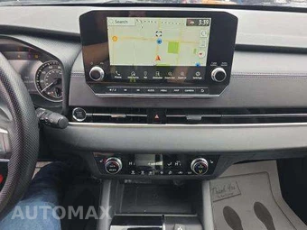 2024 Mitsubishi Outlander SE - miniatura 10