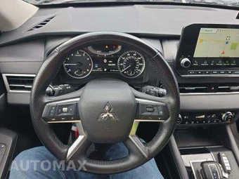 2024 Mitsubishi Outlander SE - miniatura 26