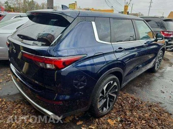 2024 Mitsubishi Outlander SE - miniatura 3