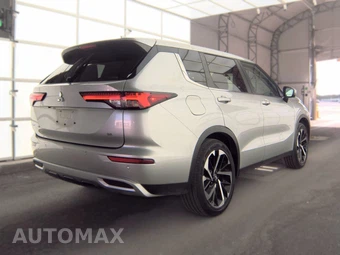 2024 Mitsubishi Outlander SE - miniatura 4