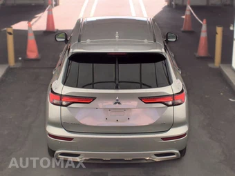 2024 Mitsubishi Outlander SE - miniatura 5