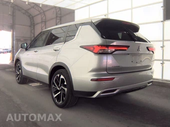 2024 Mitsubishi Outlander SE - miniatura 6
