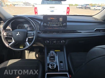 2024 Mitsubishi Outlander SE - miniatura 11