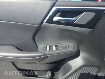 2024 Mitsubishi Outlander SE - miniatura 9