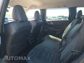 2024 Mitsubishi Outlander SE - miniatura 13