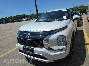 2024 Mitsubishi Outlander SE - miniatura 2