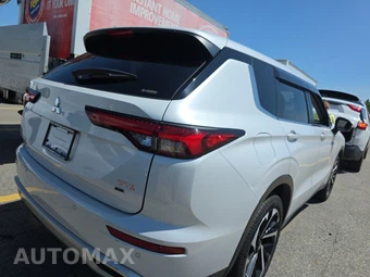 2024 Mitsubishi Outlander SE - miniatura 4