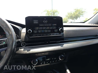 2024 Mitsubishi Outlander SE - miniatura 10