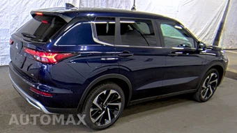 2024 Mitsubishi Outlander SE - miniatura 4