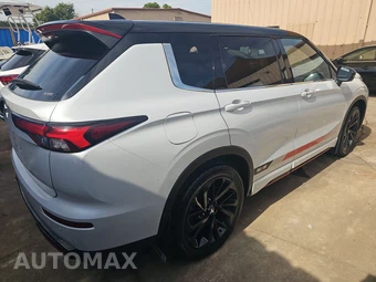 2024 Mitsubishi Outlander SE Ralliart - miniatura 4