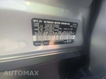 2024 Mitsubishi Outlander SEL - miniatura 5