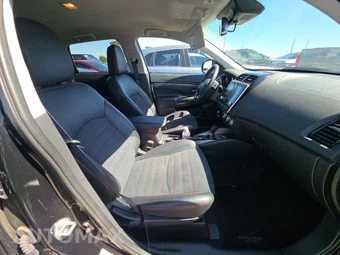 2024 Mitsubishi Outlander Sport 2.0 ES - miniatura 14