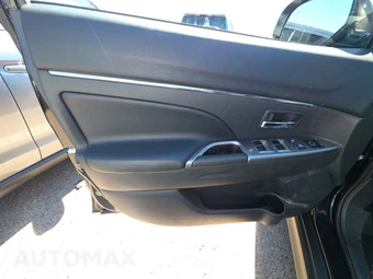 2024 Mitsubishi Outlander Sport 2.0 ES - miniatura 15
