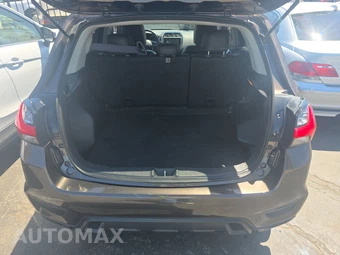 2024 Mitsubishi Outlander Sport 2.0 ES - miniatura 16