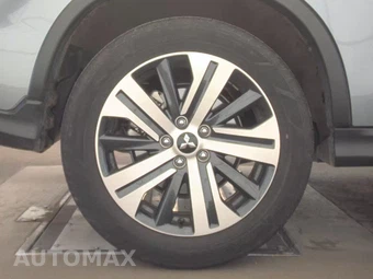 2024 Mitsubishi Outlander Sport 2.0 ES - miniatura 11