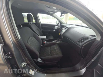 2024 Mitsubishi Outlander Sport 2.0 ES - miniatura 15