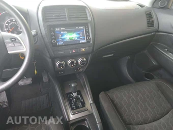 2024 Mitsubishi Outlander Sport 2.0 ES - miniatura 7