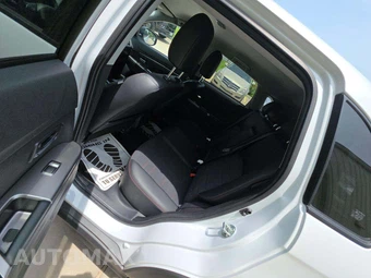 2024 Mitsubishi Outlander Sport 2.0 ES - miniatura 10