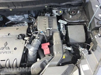 2024 Mitsubishi Outlander Sport 2.0 ES - miniatura 22