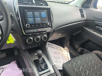 2024 Mitsubishi Outlander Sport 2.0 LE w/Rear Seat Alert - miniatura 10