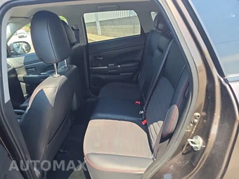 2024 Mitsubishi Outlander Sport 2.0 S - miniatura 13