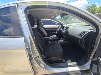 2024 Mitsubishi Outlander Sport 2.0 S - miniatura 18