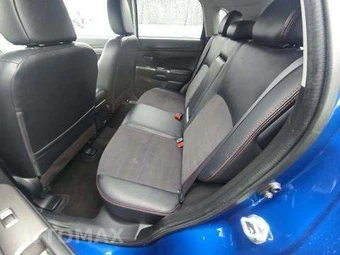 2024 Mitsubishi Outlander Sport 2.0 S - miniatura 13