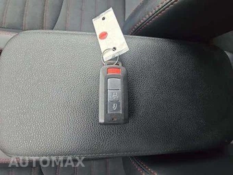 2024 Mitsubishi Outlander Sport 2.0 S - miniatura 8