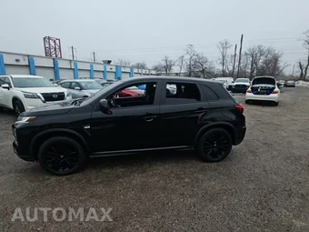 2024 Mitsubishi Outlander Sport 2.0 S - miniatura 3