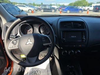 2024 Mitsubishi Outlander Sport 2.0 S - miniatura 11