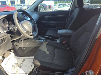 2024 Mitsubishi Outlander Sport 2.0 S - miniatura 7
