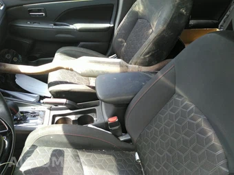 2024 Mitsubishi Outlander Sport 2.0 S - miniatura 19