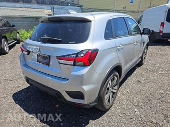 2024 Mitsubishi Outlander Sport 2.0 SE - miniatura 3
