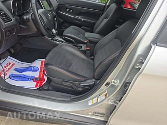 2024 Mitsubishi Outlander Sport 2.0 SE - miniatura 6