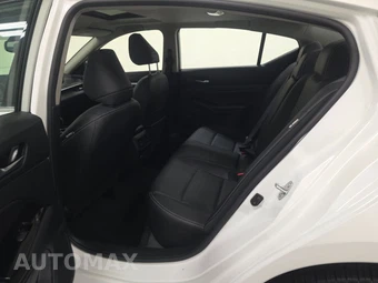 2024 Nissan Altima Platinum – miniatura 13