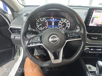2024 Nissan Altima Platinum – miniatura 10