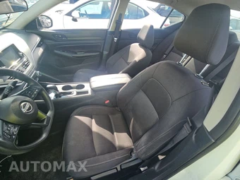 2024 Nissan Altima S – miniatura 7