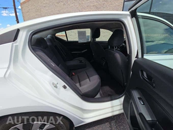 2024 Nissan Altima S – miniatura 16