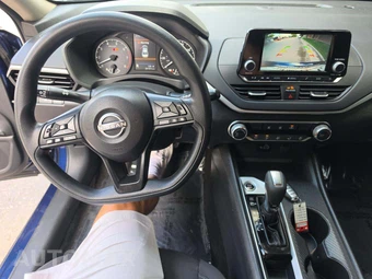 2024 Nissan Altima S – miniatura 10