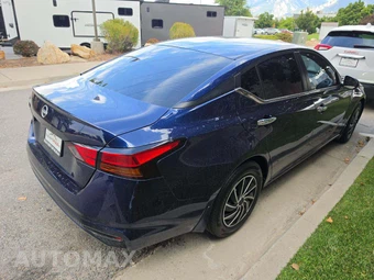 2024 Nissan Altima S – miniatura 3