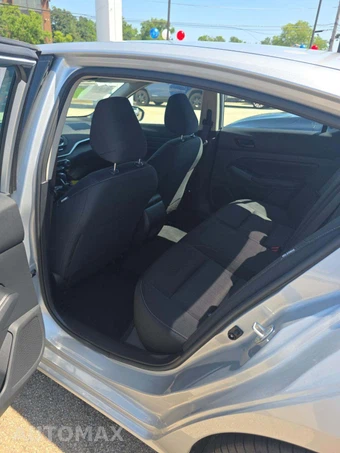 2024 Nissan Altima S - miniatura 13