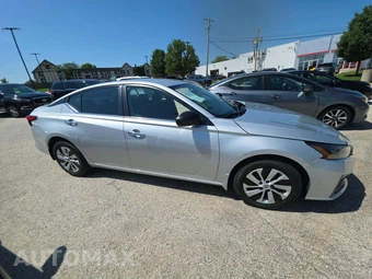 2024 Nissan Altima S - miniatura 4