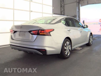 2024 Nissan Altima S – miniatura 4