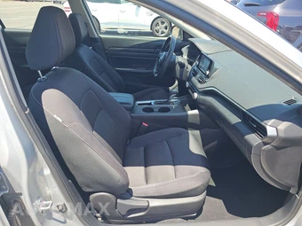 2024 Nissan Altima S – miniatura 8