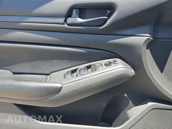 2024 Nissan Altima S – miniatura 9
