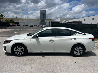 2024 Nissan Altima S - miniatura 17