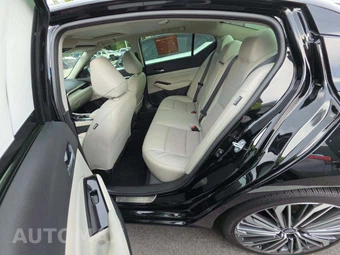 2024 Nissan Altima SL – miniatura 13
