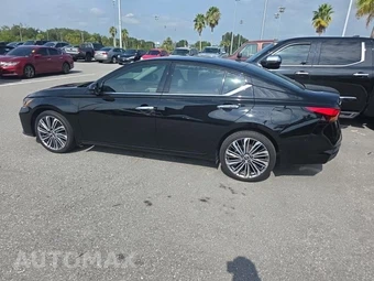 2024 Nissan Altima SL - miniatura 8