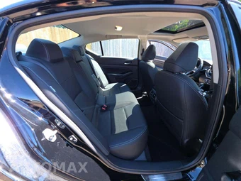 2024 Nissan Altima SL – miniatura 13