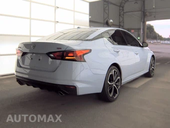2024 Nissan Altima SR – miniatura 4